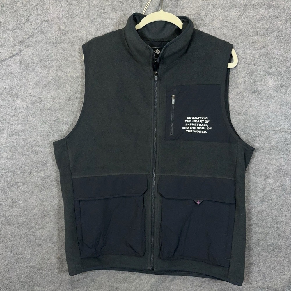 Anta Sports Shock The Game Fleece Vest Men Sz L Gray Black Lined NWT (SIZE NOTE) - Picture 2 of 12